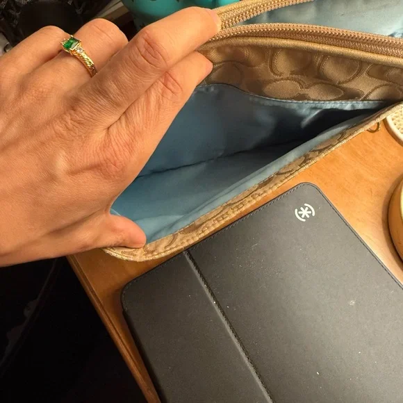 Coach Poppy IPad Pouch - Picture 8 of 9